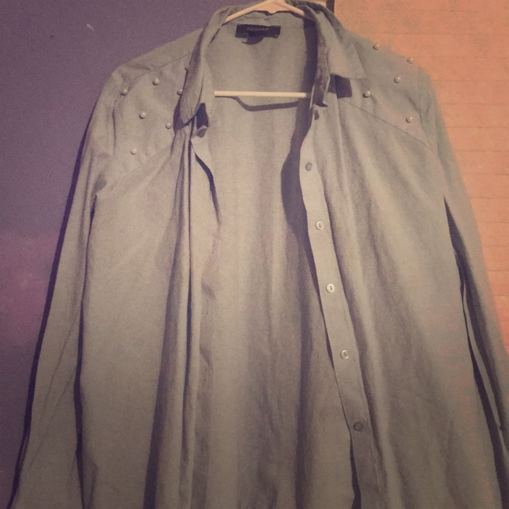 Button Up blouse✨